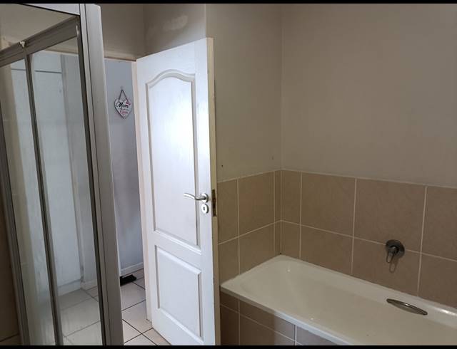 2 BEDROOM APARTMENT BLOCK FOR SALE IN ESSENWOOD